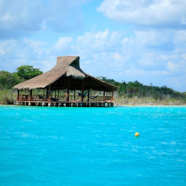 ibrokers-laguna-de-bacalar.jpg