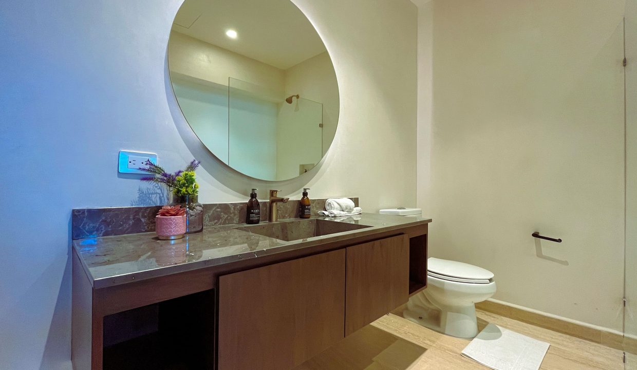 BAÑO-1