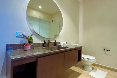 BAÑO-1